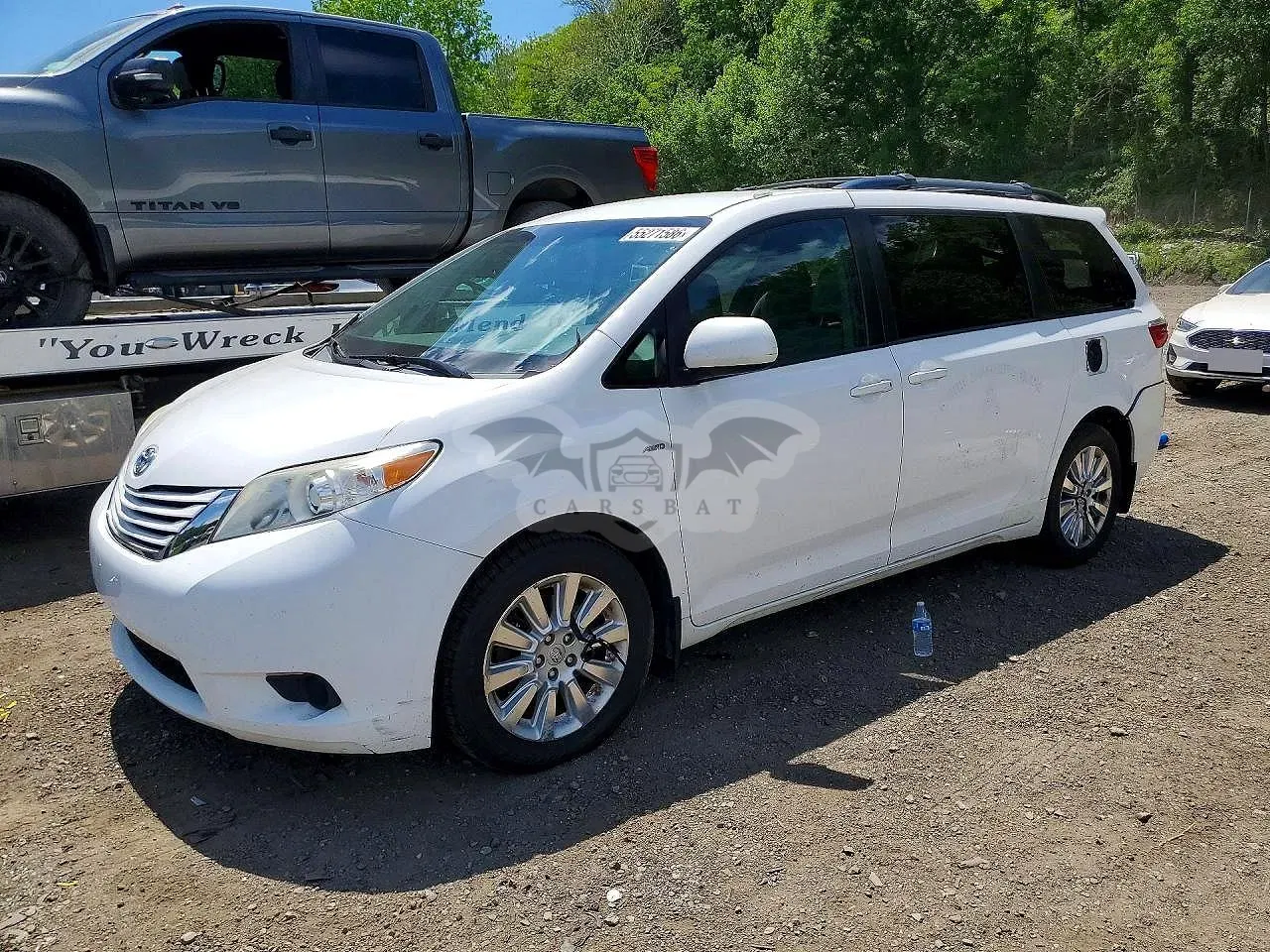 Toyota Sienna 3.5L 6 2016