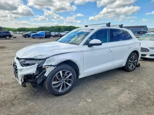 Audi Q5 2.0L 4 2021