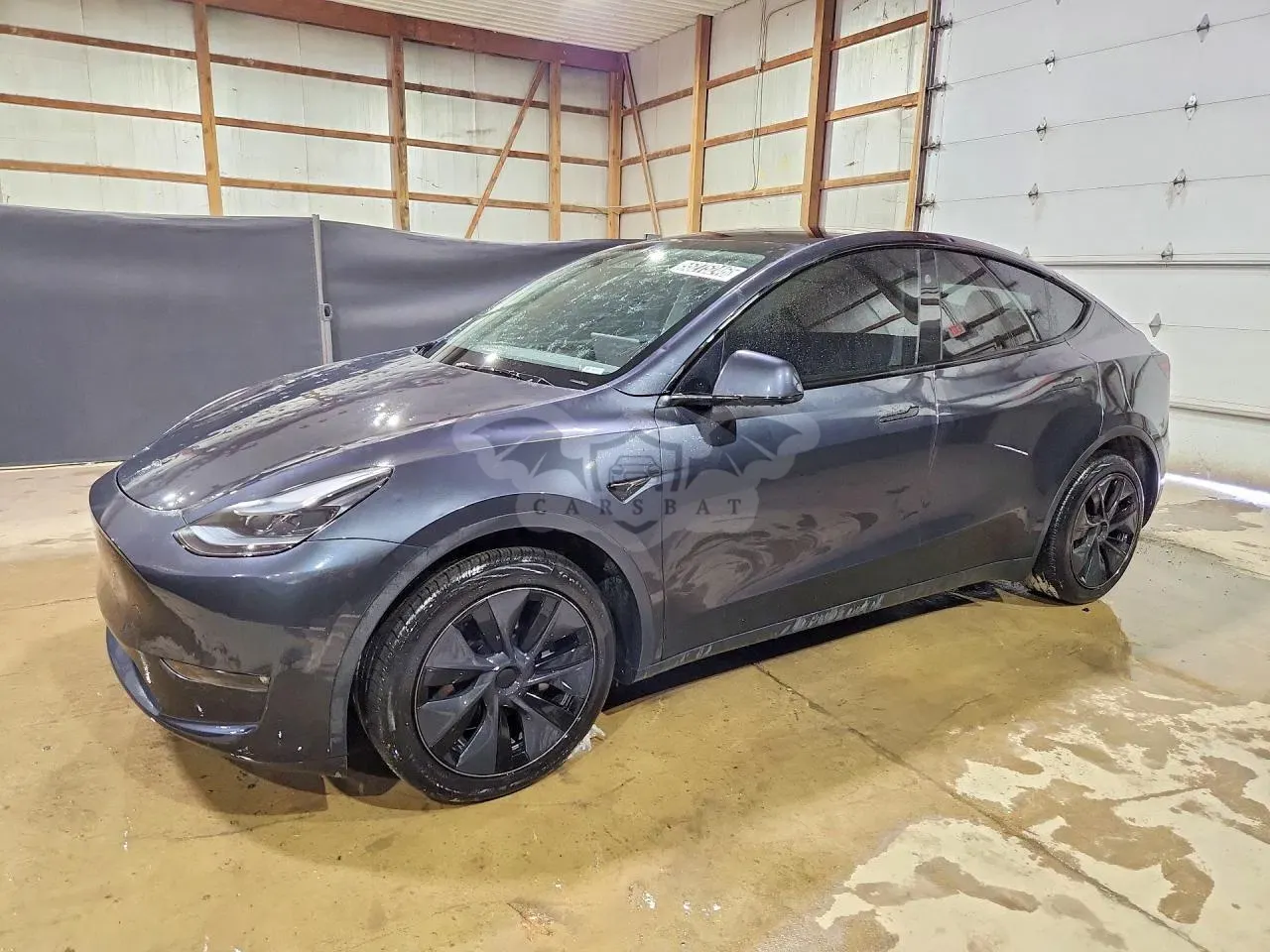 Tesla Model Y 2025