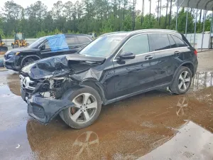 Mercedes-Benz GLC 2.0L 4 2016