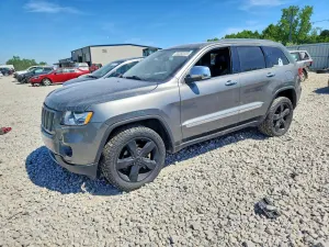 Jeep Grand Cherokee 5.7L 8 2013
