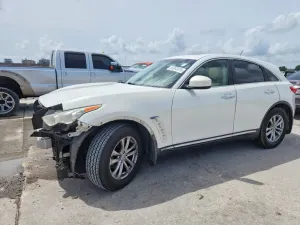 Infiniti FX 3.7L 6 2013