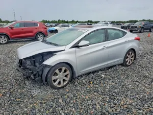 Hyundai Elantra 1.8L 4 2013