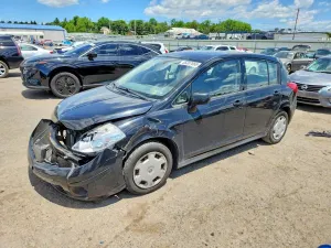 Nissan Versa 1.8L 4 2010