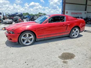 Ford Mustang 3.7L 6 2012