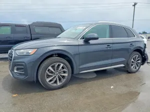 Audi Q5 2.0L 4 2021