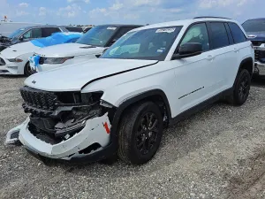 Jeep Grand Cherokee 3.6L 6 2025