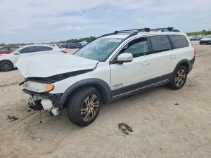 Volvo XC70 3.2L 6 2014