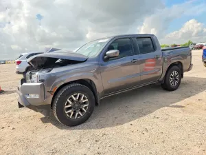 Nissan Frontier 3.8L 6 2022