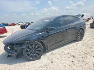 Tesla Model X 2022