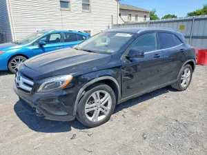Mercedes-Benz GLA 2.0L 4 2015