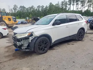 Mitsubishi Outlander 2.4L 4 2018