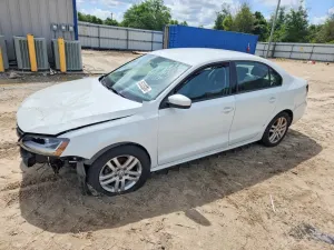 Volkswagen Jetta 1.4L 4 2018