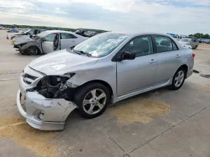 Toyota Corolla 1.8L 4 2013