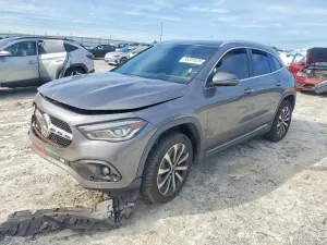 Mercedes-Benz GLA 2.0L 4 2021