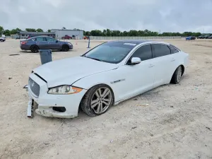 Jaguar XJ 5.0L 8 2012