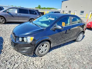 Chevrolet Aveo (Sonic) 1.8L 4 2015