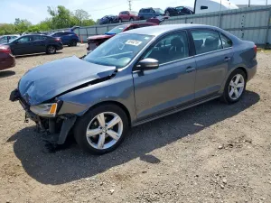 Volkswagen Jetta 2L 4 2015