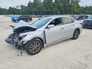 Nissan Altima 2.5L 4 2015