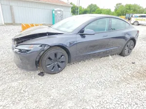 Tesla Model 3 2025