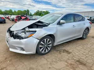 Nissan Altima 2.5L 4 2017