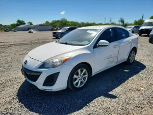 Mazda 3 2.0L 4 2011