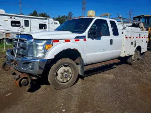 Ford F-250 6.2L 8 2015