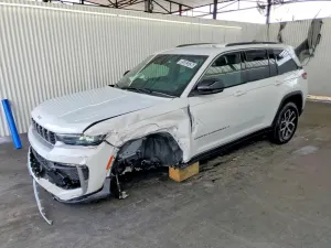 Jeep Grand Cherokee 2.0L 4 2026