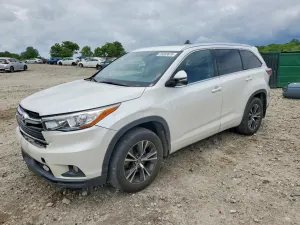 Toyota Highlander 3.5L 6 2016