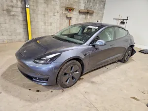 Tesla Model 3 2023
