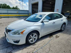 Nissan Altima 2.5L 4 2015