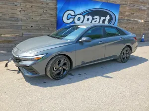 Hyundai Elantra 2.0L 4 2026
