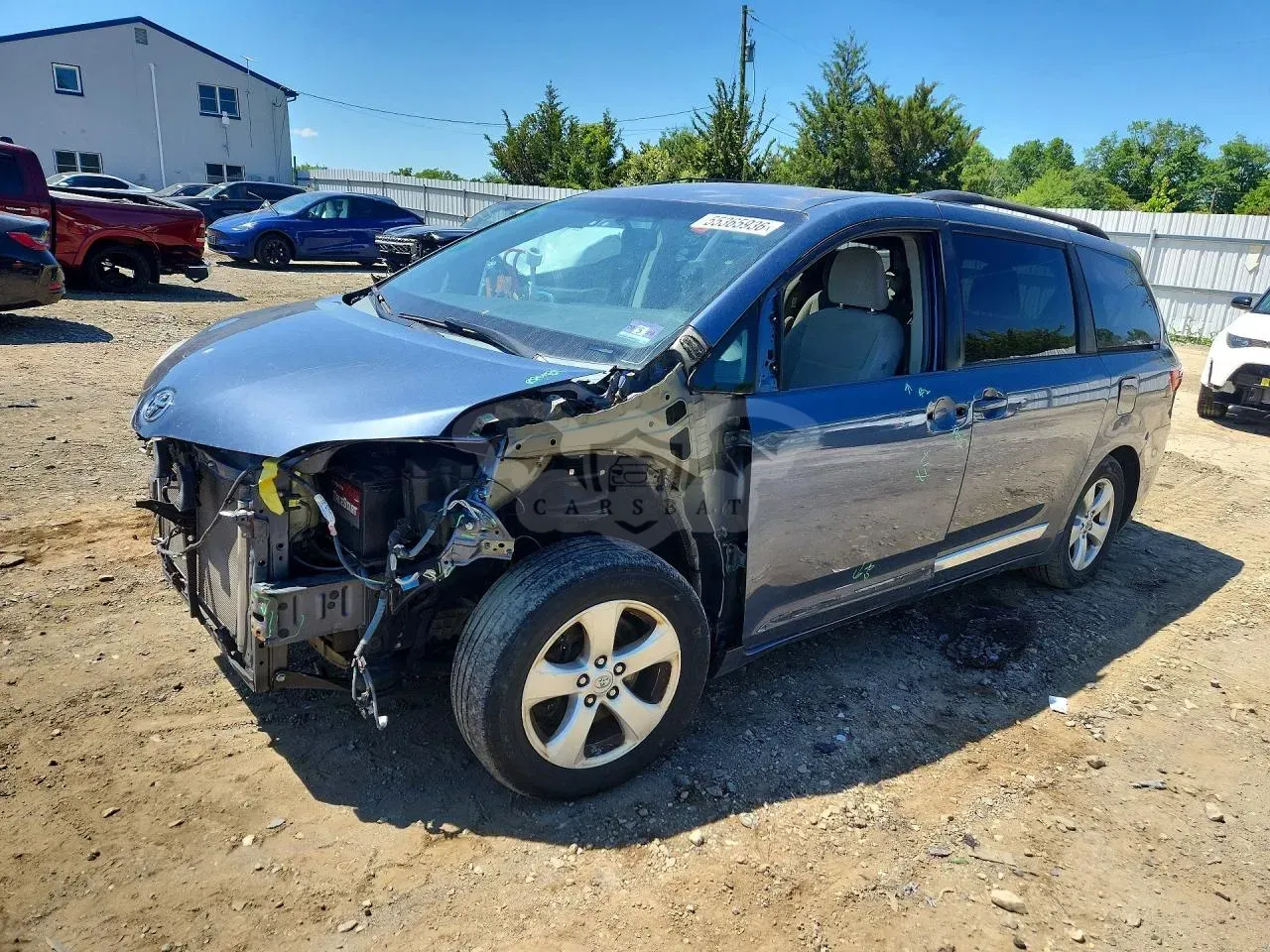Toyota Sienna 3.5L 6 2015