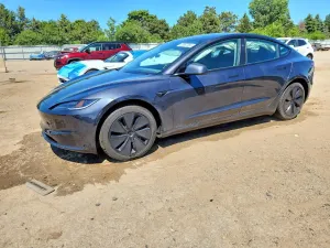Tesla Model 3 2024