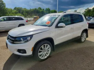 Volkswagen Tiguan 2.0L 4 2013