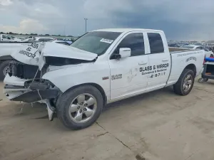 RAM 1500 5.7L 8 2015