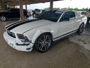 Ford Mustang 4.0L 6 2008