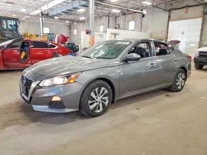 Nissan Altima 2.5L 4 2021