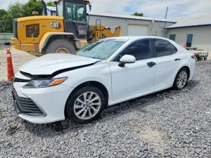 Toyota Camry 2.5L 4 2021