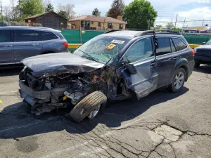 Subaru Outback 2.5L 4 2013