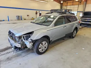 Subaru Outback 2.5L 4 2013