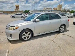 Toyota Corolla 1.8L 4 2013