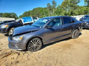 Volkswagen Jetta 1.8L 4 2015