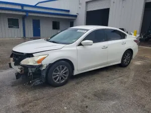Nissan Altima 2.5L 4 2015