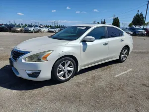 Nissan Altima 2.5L 4 2015