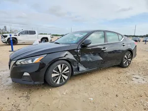 Nissan Altima 2.5L 4 2021