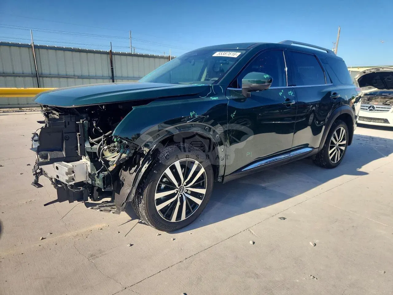 Nissan Pathfinder 3.5L 6 2025