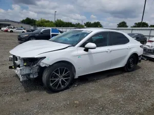 Toyota Camry 2.5L 4 2021