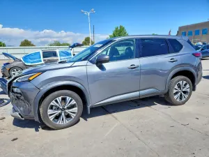 Nissan Rogue 2.5L 4 2021