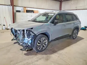Subaru Forester 2.5L 4 2025